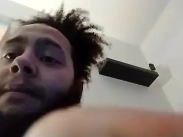 Gay sex chat with deviantdrew - camgaychat.com - Britain