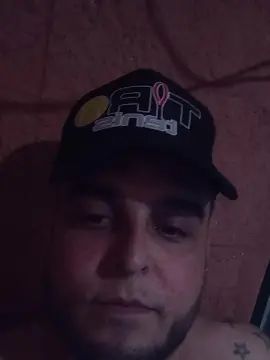 Gay sex chat with Guti2801 - camgaychat.com - Spain