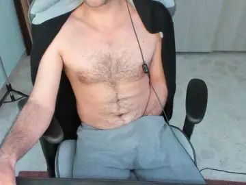 Gay sex chat with Italiancito - camgaychat.com - Britain