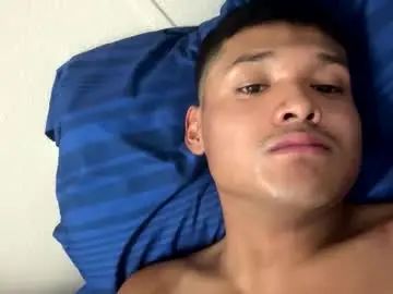 Gay sex chat with jesusluvs25 - camgaychat.com - Britain