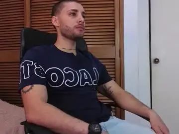 Gay sex chat with king_meruem - camgaychat.com