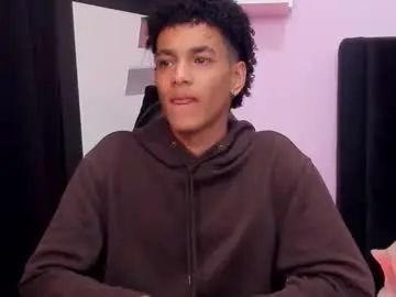 Gay sex chat with wes_gibbings - camgaychat.com - Spain