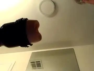 Gay sex chat with drummersrock92118 - camgaychat.com - Britain