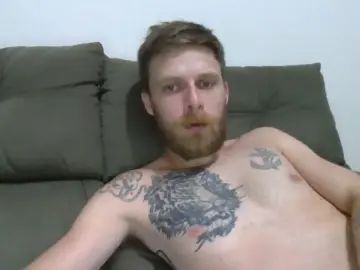 Gay sex chat with MrSkull4i20 - camgaychat.com - Portugal