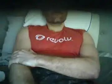 Gay sex chat with hairytwunk00 - camgaychat.com - Britain