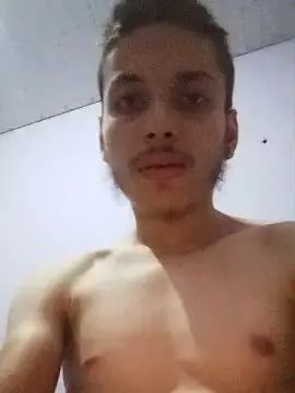 Gay sex chat with Picudo69____ - camgaychat.com - Portugal