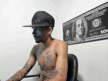 Gay sex chat with Jhonson821 - camgaychat.com - Portugal