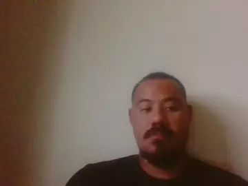 Gay sex chat with myluvstick - camgaychat.com - Britain