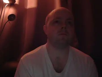 Gay sex chat with RichardBoy7 - camgaychat.com - Britain