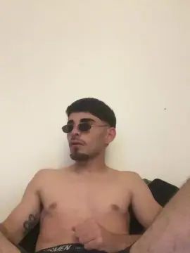 Gay sex chat with SoyGabi_Virtual - camgaychat.com - Spain