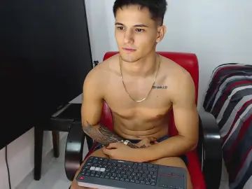 Gay sex chat with Axel_mojica - camgaychat.com - Armenia