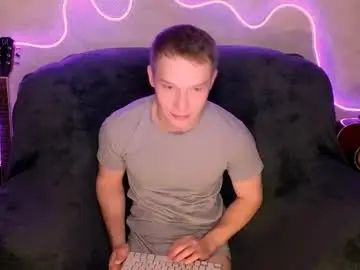 Gay sex chat with playoliver - camgaychat.com - Russia