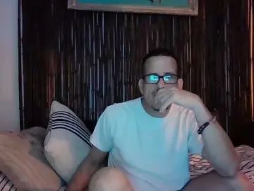 Gay sex chat with edeeinfl561 - camgaychat.com - Britain