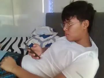 Gay sex chat with velvetman_hot - camgaychat.com - Britain