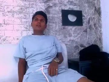 Gay sex chat with bratt_wolft_ - camgaychat.com - Britain