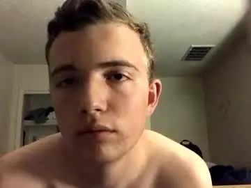 Gay sex chat with yestosexnoah - camgaychat.com - Britain