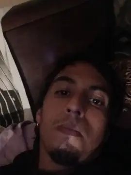 Gay sex chat with Mikalespy - camgaychat.com - Britain