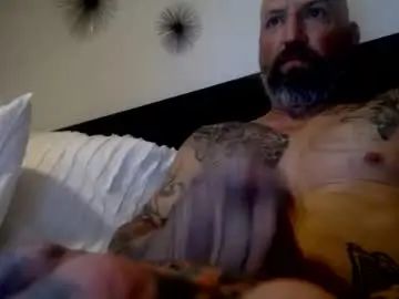 Gay sex chat with allaroundamazing13 - camgaychat.com - Britain