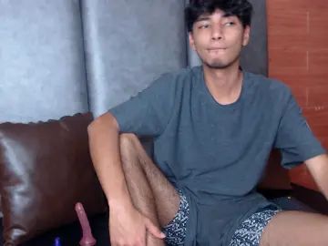 Gay sex chat with TAYLER_WOLF - camgaychat.com - Britain