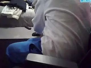 Gay sex chat with alittlehung - camgaychat.com