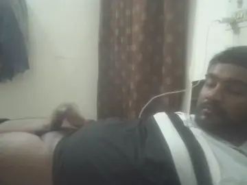 Gay sex chat with NAIRANANDU28 - camgaychat.com