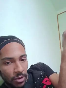 Gay sex chat with Mikaaa97 - camgaychat.com - France