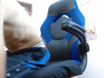 Gay sex chat with LucassSmithh - camgaychat.com - Britain