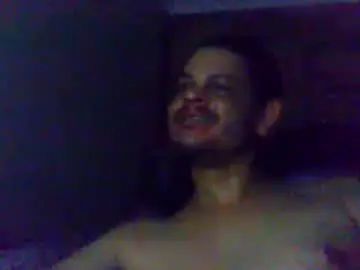 Gay sex chat with maxpower199q - camgaychat.com - Britain