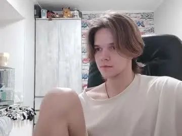 Gay sex chat with arcanetracer - camgaychat.com - Britain