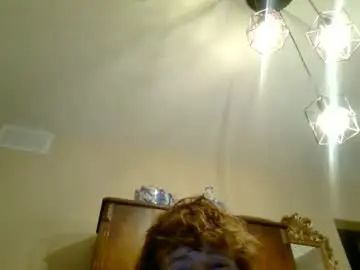 Gay sex chat with dcuccinato - camgaychat.com - Britain