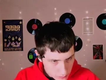 Gay sex chat with tom_vice - camgaychat.com - Britain