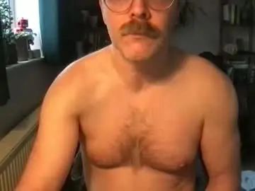 Gay sex chat with cutguyoncam - camgaychat.com - Britain