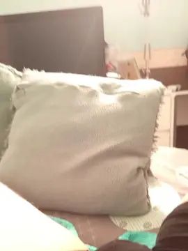 Gay sex chat with Enzolasoumise - camgaychat.com - France