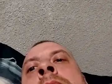 Gay sex chat with daddymike008 - camgaychat.com - Britain