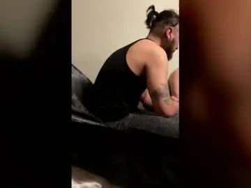 Gay sex chat with beach817 - camgaychat.com - Britain