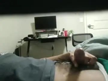 Gay sex chat with bigdicknyman - camgaychat.com - Britain