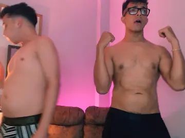 Gay sex chat with Damian_matias - camgaychat.com - Britain