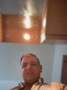 Gay sex chat with Enea_Live - camgaychat.com - Britain