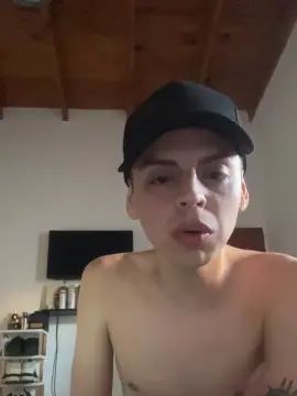 Gay sex chat with aguuuuu29 - camgaychat.com - Spain