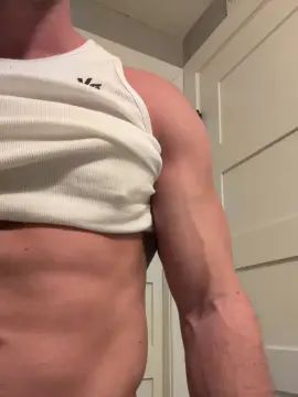 Gay sex chat with ConradHavok - camgaychat.com - Britain