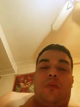 Gay sex chat with Titobich - camgaychat.com - Spain