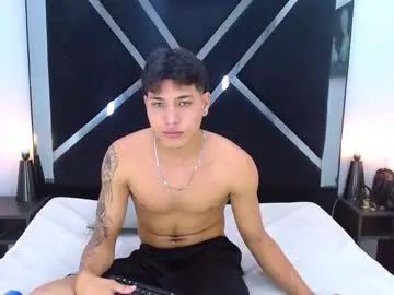 Gay sex chat with marquino_ - camgaychat.com - Britain