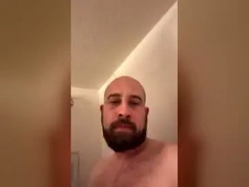Gay sex chat with aikerisugly - camgaychat.com - Britain