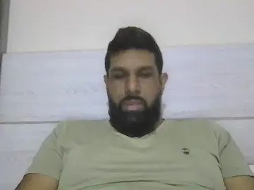 Gay sex chat with Cheche2210 - camgaychat.com - Britain