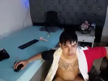 Gay sex chat with victor_nova - camgaychat.com - Britain