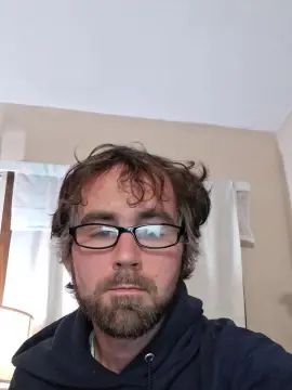 Gay sex chat with Yuioxxx - camgaychat.com - Britain