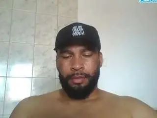 Gay sex chat with saintoliveirabrag42 - camgaychat.com