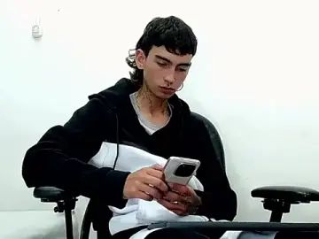 Gay sex chat with ttimy_x_boy - camgaychat.com - France