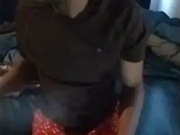 Gay sex chat with Convertiblechulo - camgaychat.com - Britain