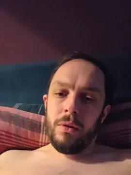 Gay sex chat with Lamps28 - camgaychat.com - Britain